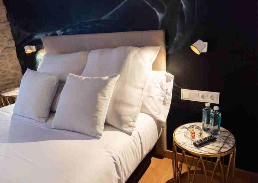 Les Quingles Hotel Calders Buitenkant foto